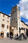 Piazza in San Gimignano, UNESCO World Heritage Site, Tuscany, Italy, Europe