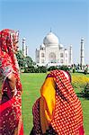 Women in colourful saris at the Taj Mahal, UNESCO World Heritage Site, Agra, Uttar Pradesh state, India, Asia