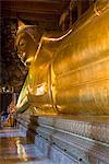 Bouddha couché de Wat Pho (Temple du Bouddha couché), (Wat Phra Chetuphon), Bangkok, Thaïlande, Asie du sud-est, Asie