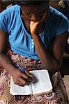 Lecture de Bible, l'église évangélique, Lomé, Togo, Afrique de l'Ouest, Afrique