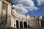 The Admiralty Arch, on the Mall, designed by Sir Aston Webb, completed in 1912, Westminster, London, England, United Kingdom, Europe