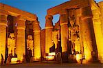 Great Court of Ramesses II and colossal statues of Ramesses II, Temple of Luxor, Thebes, UNESCO World Heritage Site, Egypt, North Africa, Africa