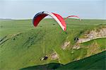 Parapente depuis Mam Tor, Derbyshire, Peak District, Angleterre, Royaume-Uni, Europe