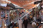 Souk traditionnel, Marrakech, Maroc