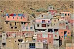 Maisons dans les montagnes de l'Atlas, vallée de l'Ourika, Maroc