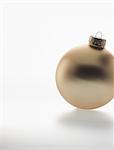 Single gold bauble