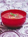 Erdbeeren und Basilikum Suppe
