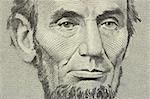 president Lincoln face on the five dollar bill