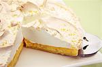 Tarte de meringue de citron, en tranches