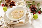 Galantine de poisson et le raisin en gelée pour le dîner de Noël