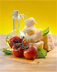Tomates, basilic, Parmesan et huile d'olive