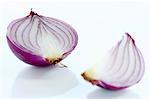 Red onion (half and quarter)