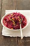 Red cabbage with walnuts