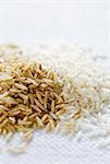 Braunen und weißen Basmati-Reis