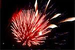 Rote Feuerwerk explosion