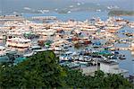 Yachts et bateaux d'amarrage de la jetée, Sai Kung, Hong Kong