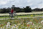 Junge Reiten Fahrrad, Ile de Re, Frankreich