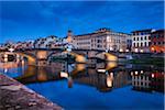 Brücke über den Fluss Arno, Florenz, Toskana, Italien