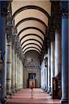 Innere der Basilika in Santo Spirito, Florenz, Toskana, Italien