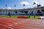 Suivi de la ligne d'arrivée de l'athlétisme dans le stade olympique, Londres, Royaume-Uni, Europe