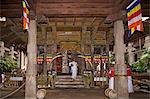 ZAEHNE Heiligtum, Tempel des Zahns, UNESCO Weltkulturerbe, Kandy, Sri Lanka, Asien