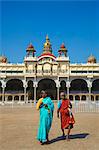 Der Maharaja Palace, Mysore, Karnataka, Indien, Asien
