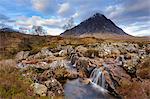 Buachaille Etive Mor et la rivière Coupall, Glen Etive, Rannoch Moor, Western Highlands, Ecosse