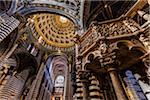 Chaire et le plafond de la cathédrale de Sienne, Siena, Toscane, Italie