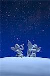 Deux anges et les étoiles