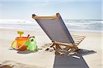 Jouets de plage et chaise de plage, Cap Ferret, Gironde, Aquitaine, France