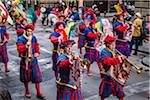 Hornisten in Marching Band, Scoppio del Carro, Explosion des Festivals Cart, Ostersonntag, Florenz, Provinz Florenz, Toskana, Italien