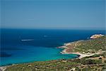 Eine Luftaufnahme der korsischen Küste in der Nähe von L'Ile Rousse in der Haute-Balagne Region, Korsika, Mittelmeer, Europa