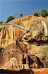 Escalier menant au sommet de Sigiriya (Lion Rock), patrimoine mondial de l'UNESCO, Sri Lanka, Asie
