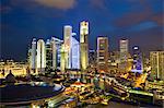 Skyline und Financial District in der Abenddämmerung, Singapur, Südostasien, Asien