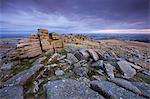 Belstone Tor sur un matin d'hiver glacial, Parc National de Dartmoor, Devon, Angleterre, Royaume-Uni, Europe