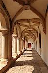 Cloîtres arcs voûtées dans le couvent du Christ, patrimoine mondial UNESCO, associée à l'ordre des Templiers, Tomar, Ribatejo, Portugal, Europe