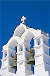 Cloches sur l'église, Chora, Amorgos, Cyclades, Aegean, îles grecques, Grèce, Europe