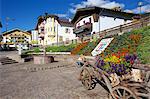 Place de ville, Vigo di Fassa, vallée de Fassa, Province de Trento, Trentin-Haut-Adige/Südtirol, Dolomites italiennes, Italie, Europe