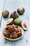Dried figs and fresh figs