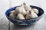 Garlic bulbs in an Oriental bowl