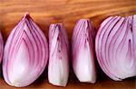 Sliced red onion