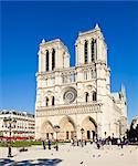 Front facade of the Cathedral of Notre Dame, Ile de la Cite, Paris, France, Europe