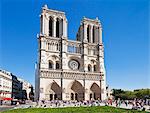 Front facade of the Cathedral of Notre Dame, Ile de la Cite, Paris, France, Europe