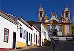 Colonial houses and Matriz de Santo Antonio Church, Tiradentes, Minas Gerais, Brazil, South America