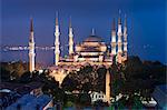 Sultan Ahmet Mosque (Blue Mosque) at twilight, Istanbul, Turkey, Europe