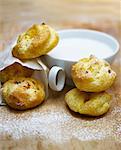 White chocolate chip Chouquettes