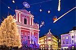 Slovenia, Central Slovenia, Ljubljana. Christmas Market in Preseren Square.