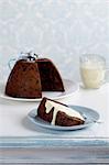 Plum pudding with cream