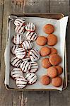 Ginger biscuits, with and without icing