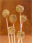 Cake pops with butterscotch and pistachio